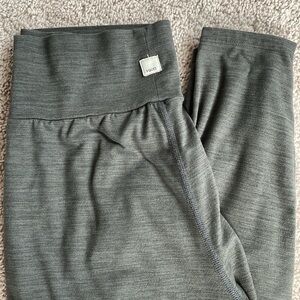 Vuori Heather grey leggings